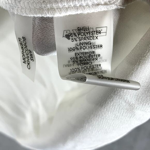 CALVIN KLEIN Women's Soft White V-Neck Hardware Sleeveless Top SZ XL - Picture 12 of 12